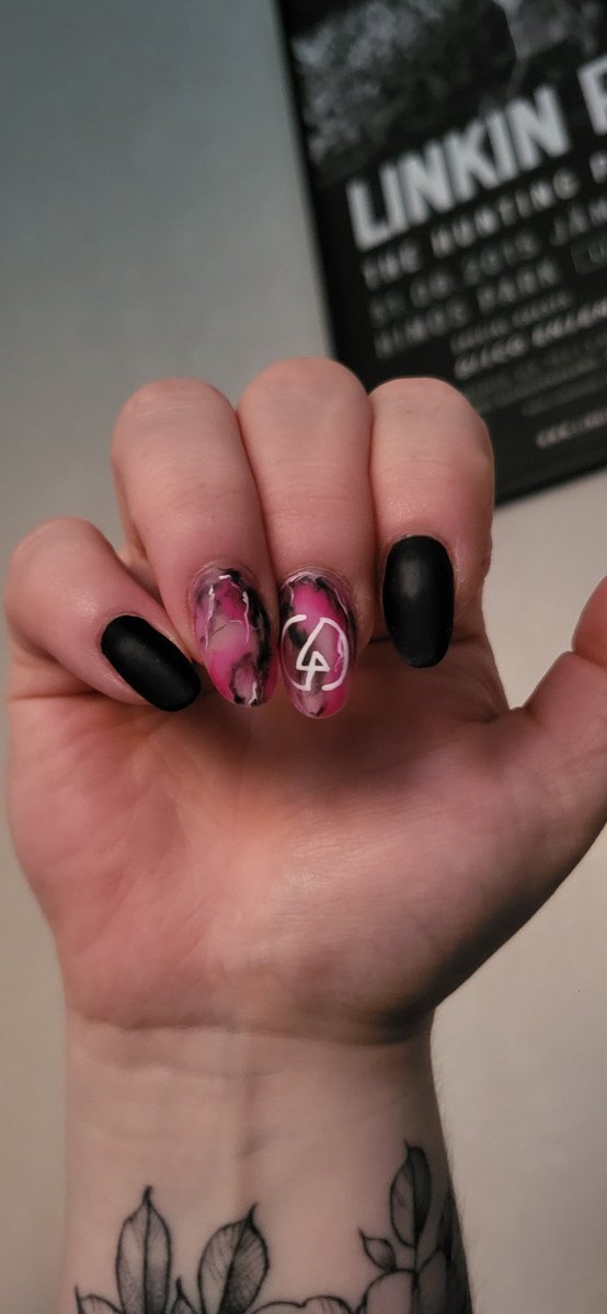 ginger_glitch's tweet photo. Ready for the concert in Stockholm in a couple of weeks !! @linkinpark https://t.co/L8It3qvyjK