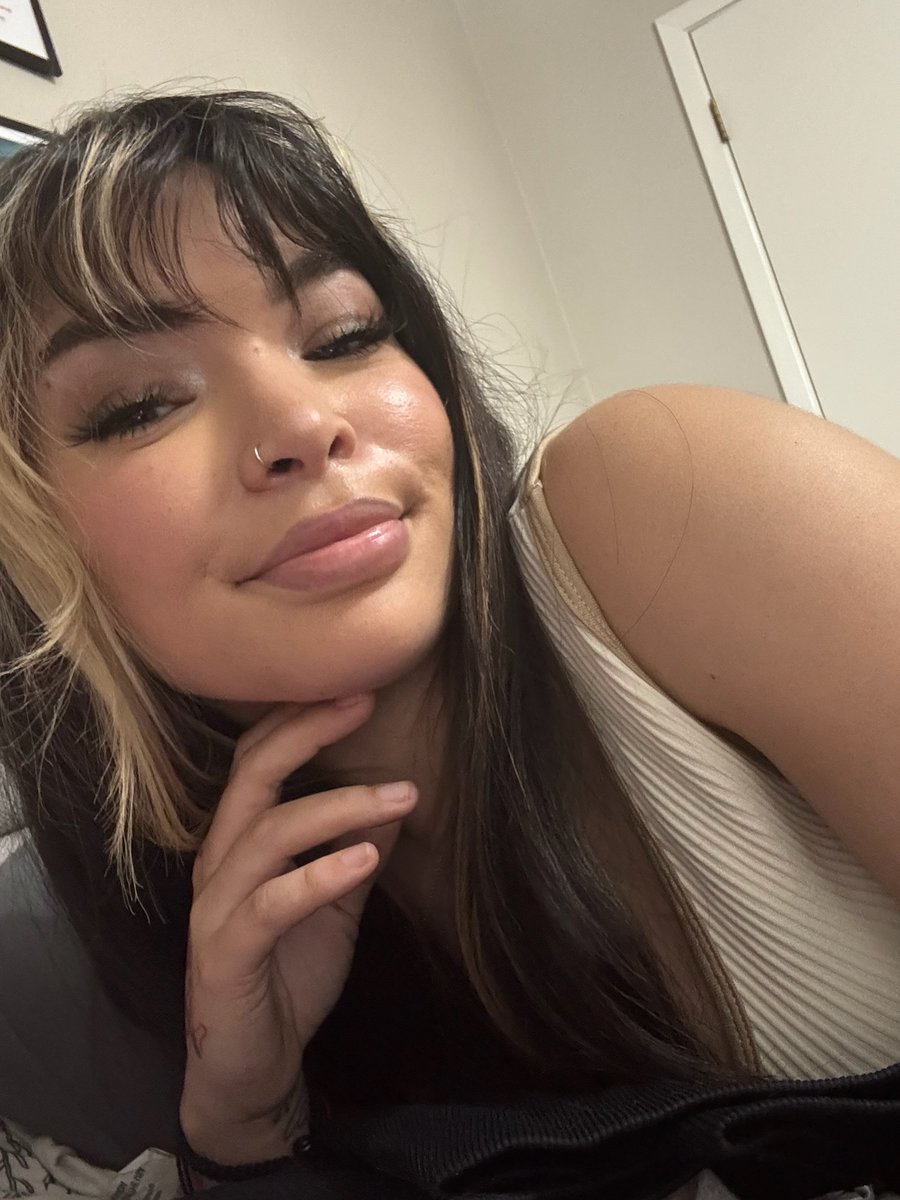Taylor tweet media