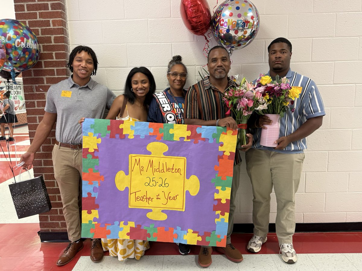 WoodlandMiddle_HCS tweet media