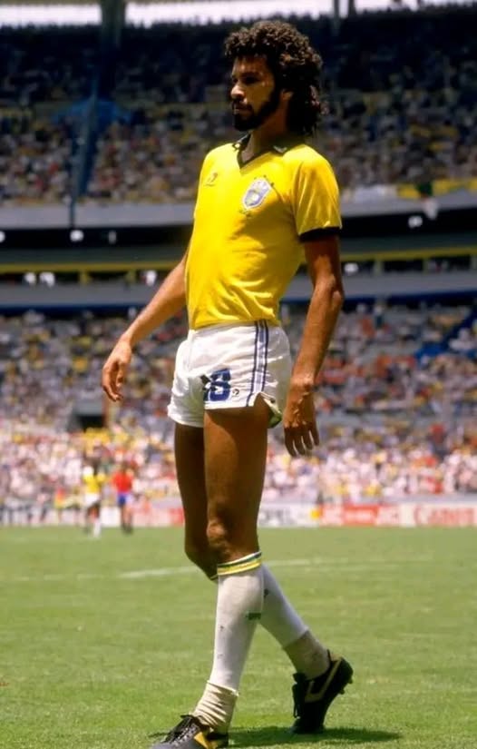 FootballRetroPlus tweet media