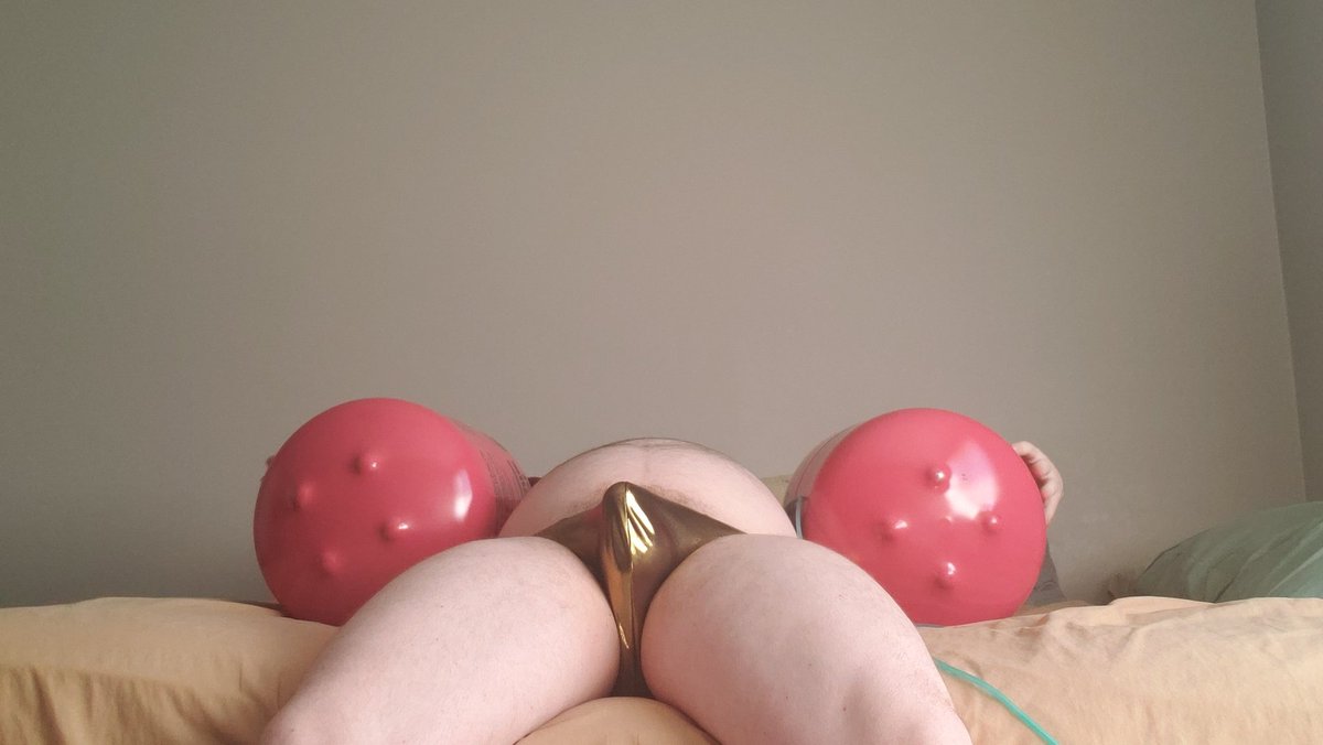 Balloon Buck Zone tweet media
