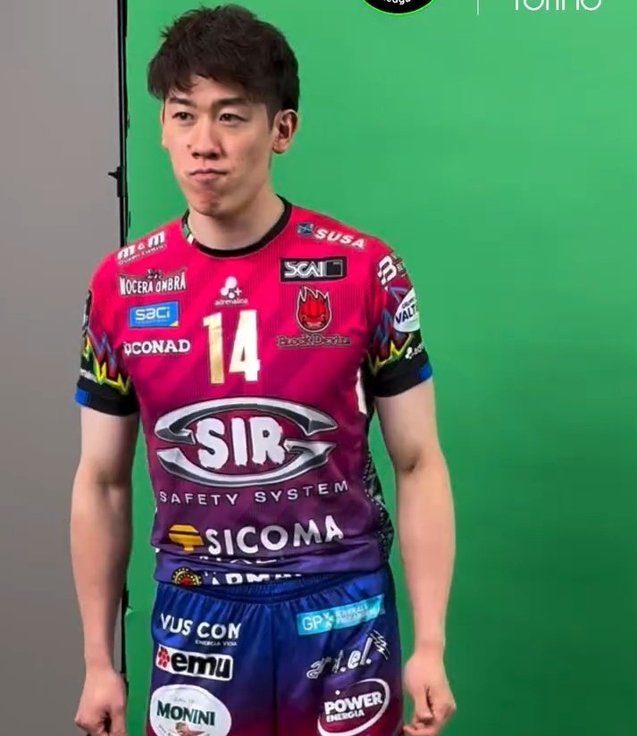 Baek_is_a_mochi's tweet photo. Bad Yuki Ishikawa when he hears something bad about his teammates:

"What did you say about my team??" 😾 https://t.co/TngZFtMAMQ