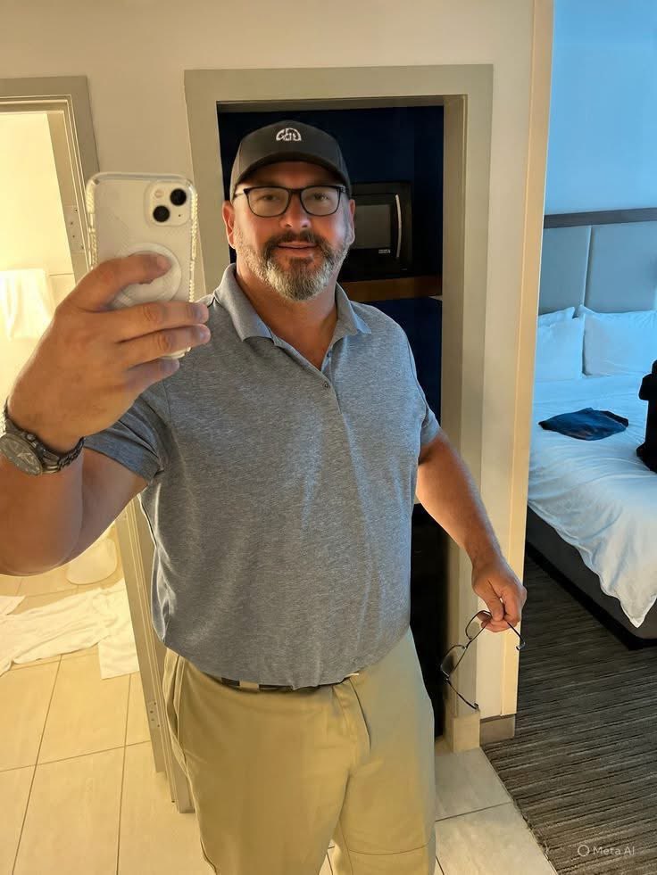 Anthony tweet media