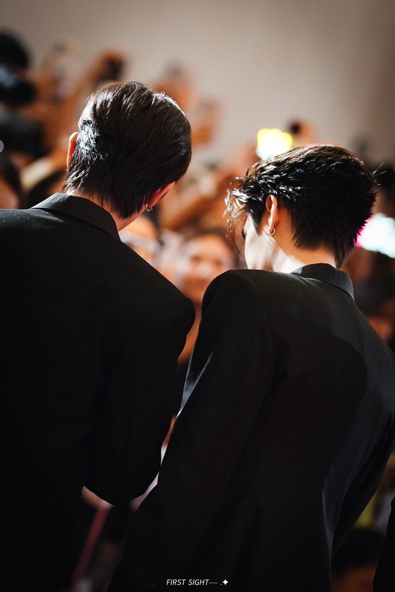 𝘍𝘐𝘙𝘚𝘛 𝘚𝘐𝘎𝘏𝘛── .✦ tweet media