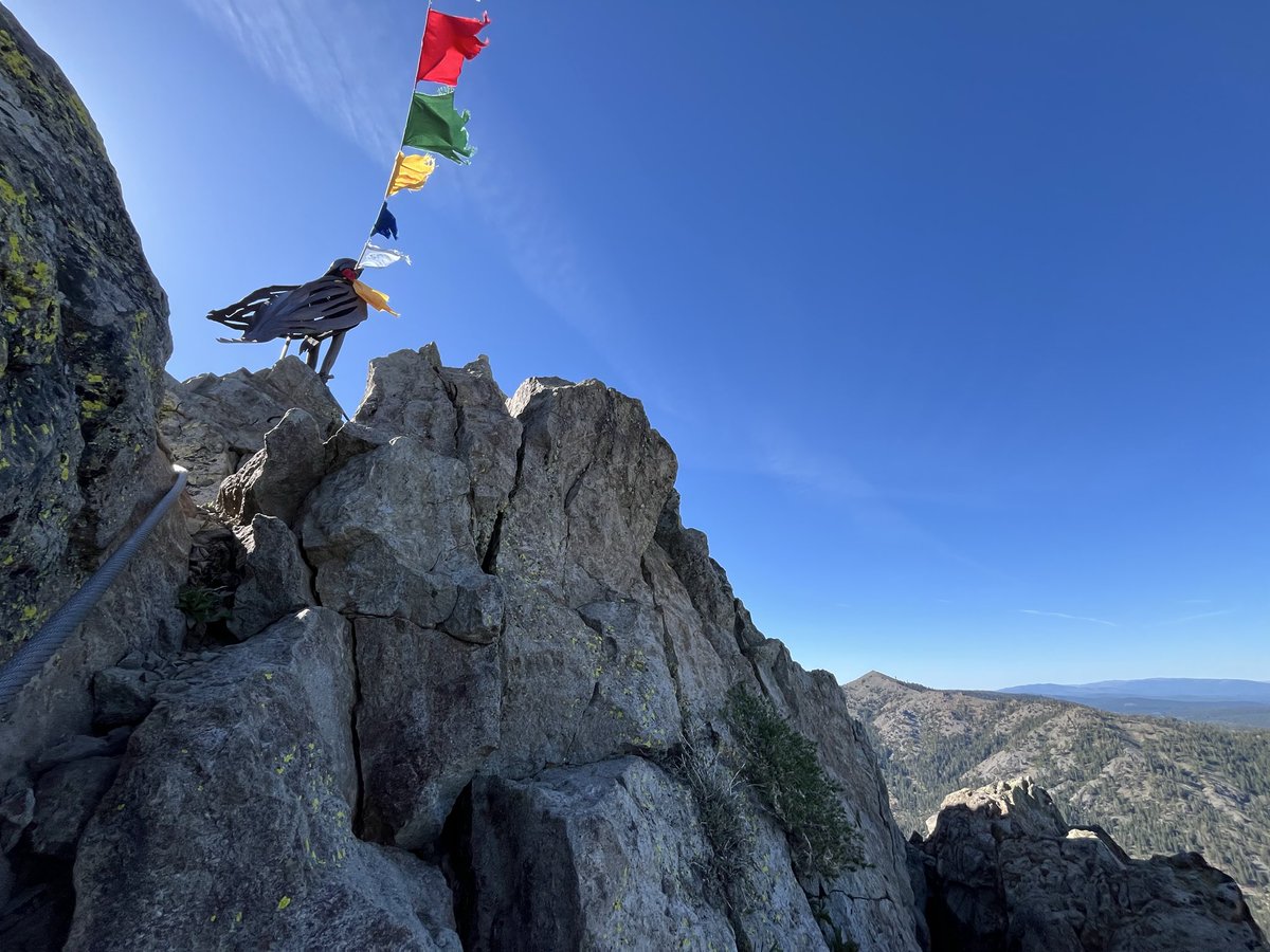 larrysp0rtello's tweet photo. spontaneous hike to eagle’s nest from alpine meadows base. shane mcconkey forever our legend. https://t.co/lyyr2c1SOC