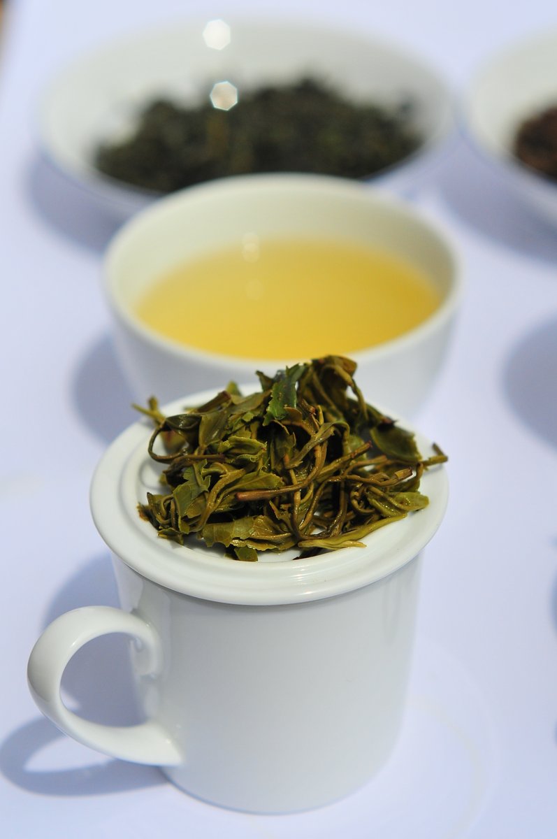 KlasekTea's tweet photo. Nejkrásnější čajová sezóna roku, Darjeeling First Flush je za svým vrcholem. A my jsme rádi, že vám můžeme nabídnout čaje z tolika zahrad. https://t.co/p4Y8E3OI7p https://t.co/JI9eKGBaRi