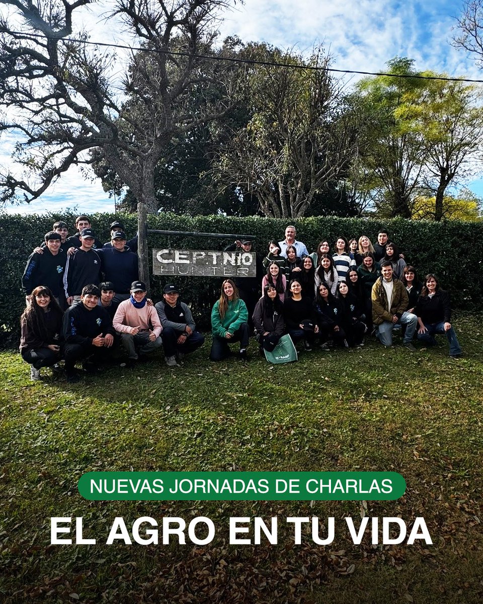 BASF_Agro_ARG's tweet photo. ¡Seguimos llevando el campo a la escuela! 🏫🌱 ​
​
Nuevas jornadas de charlas "El agro en tu vida", la iniciativa de BASF para que los jóvenes descubran que muchas cosas que los rodea, nace de una semilla. Y que el AGRO es un trabajo valioso para todos. https://t.co/XhCn9O7mjC