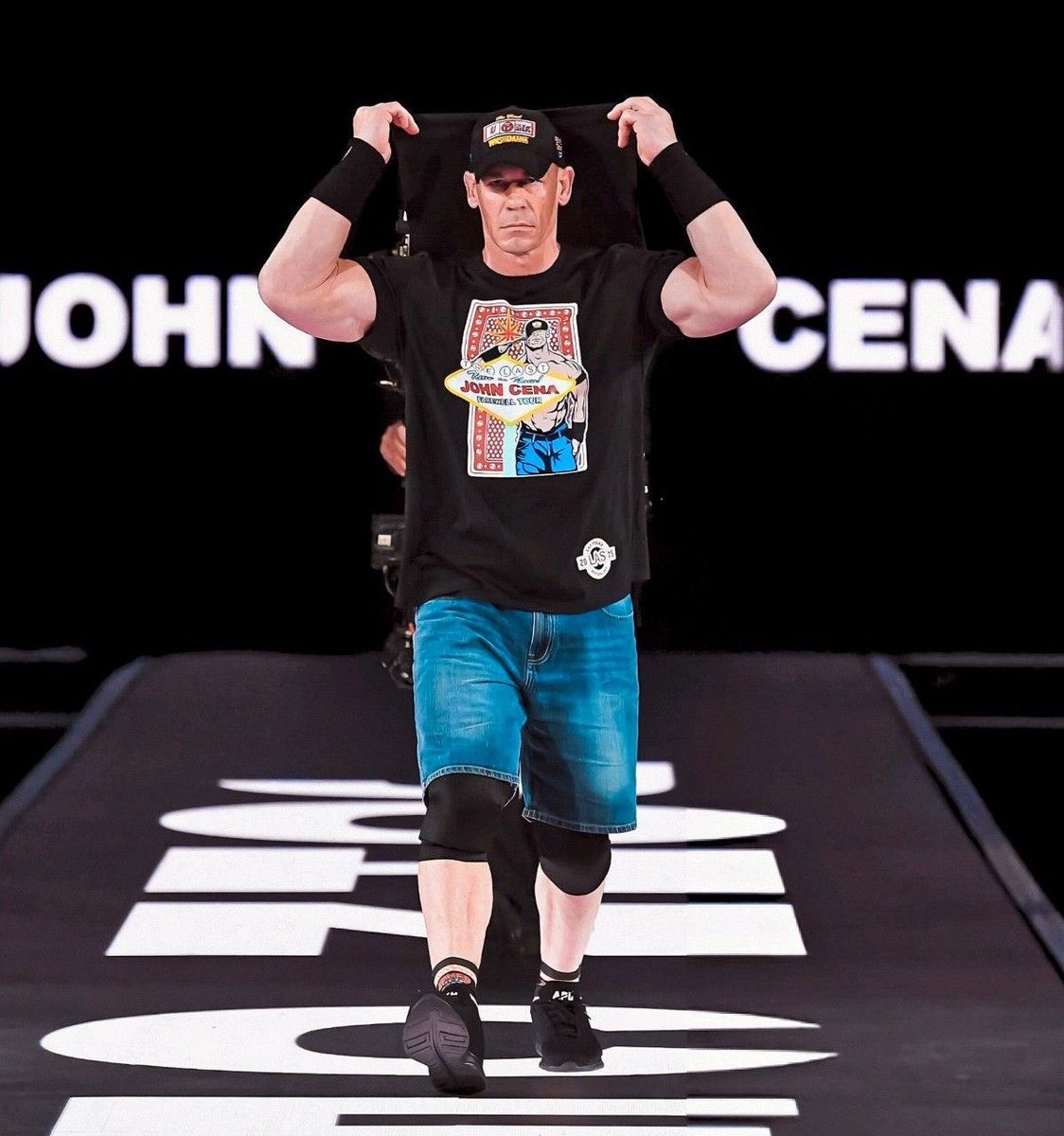 Cloud Wrestling tweet media