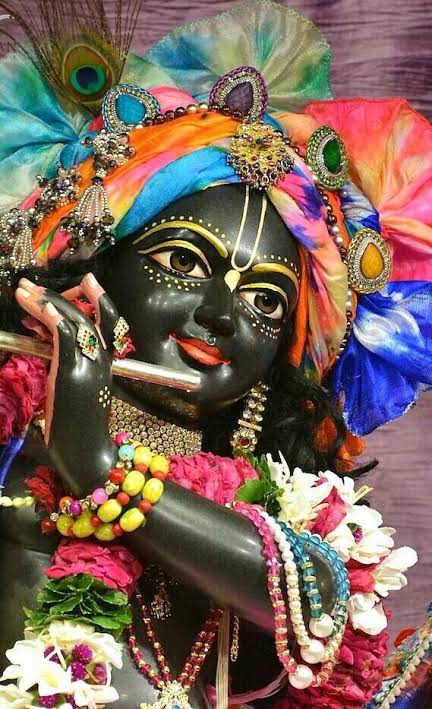 Amish8211's tweet photo. T-2324

वासुदेवसुतं देवं कंसचाणूरमर्दनम्। 
देवकीपरमानन्दं कृष्णं वन्दे जग्गुरुम्॥

#सुप्रभात 
#जय_श्री_कृष्ण https://t.co/mAK27uj5Yd