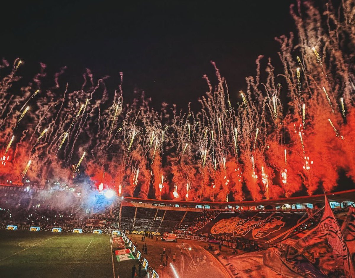 ✠Estagiário do VASCO✠ tweet media