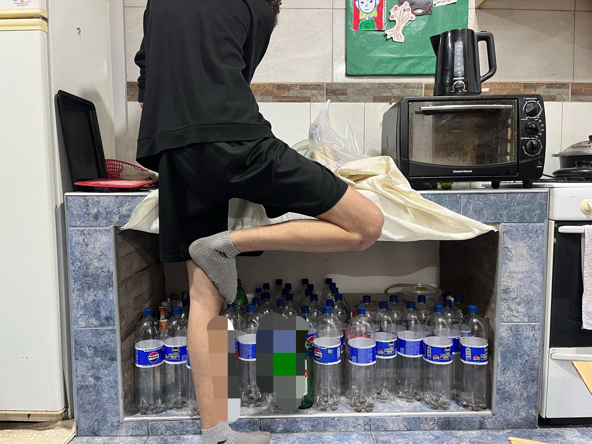 __matip's tweet photo. @PepsiArgentina no seremos nosotros sus fanes más grandes? 36 botellas en un mes https://t.co/7bpQo2y7So