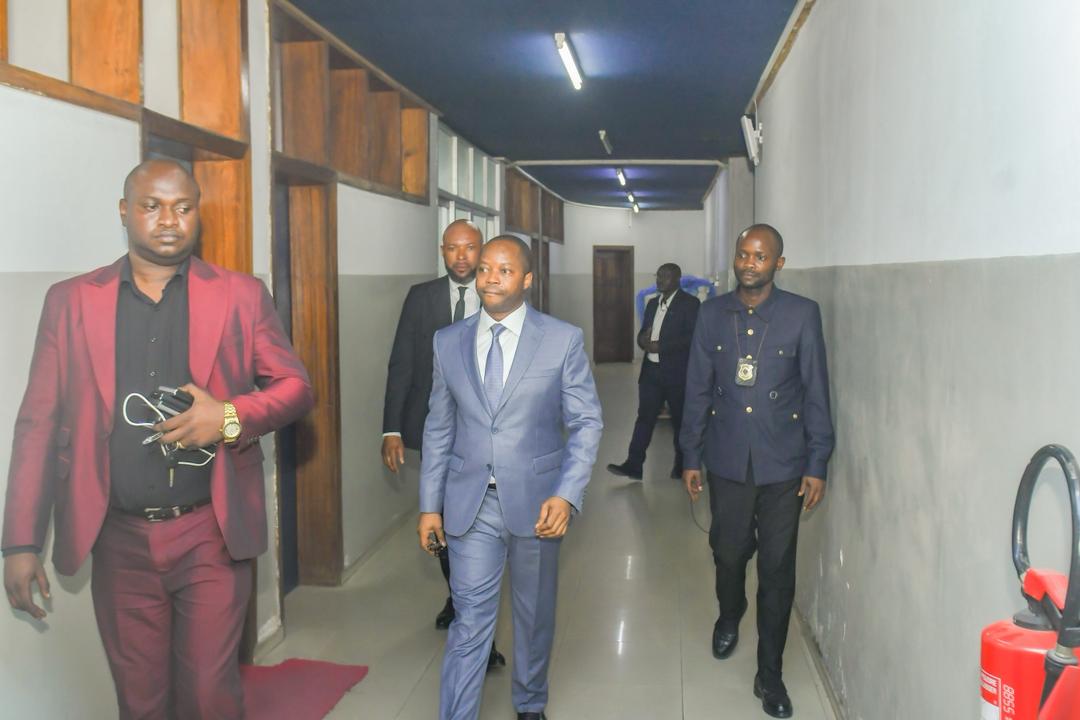 EdgardSukama's tweet photo. Félicitations à Mr DG @SeleYemba pour sa nomination en tant que nouveau DG ai  un leadership qui inspire confiance et respect Que cette nouvelle responsabilité soit marquée par la réussite, la sagesse et de grandes réalisations. Plein succès pour ce nouveau chapitre @BasilPoyo6 https://t.co/sdfhzT3Fw3