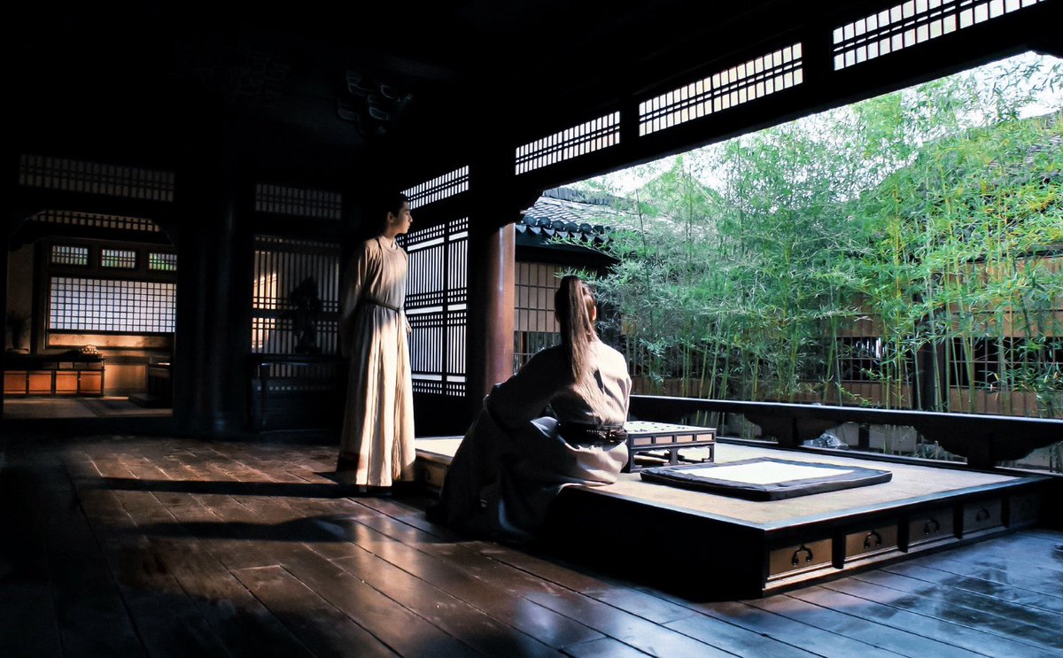 Xiaoxielan's tweet photo. #จั่นเจาตะลุยยุทธภพ งานภาพจริงสวยกว่าในตัวอย่างเหอะ ซีนไปบ้านติงสวยหลายมุมเลย ดูดิสนีย์ละคันมือมากเพราะแคปไม่ได้ ต้องไปขุดจากเวยป๋อ🥲

แอคชั่นดีมากกก ชอบทั้งของจั่นเจาและไป๋อวี้ถัง คือออกแบบมาดีและนักแสดงก็เล่นถึง ดูเพลินสุดๆ
#ZhanZhaoAdventures
#หยางหยาง #จางรั่วหนาน #ฟางอี้หลุน https://t.co/jOCzBpMukL