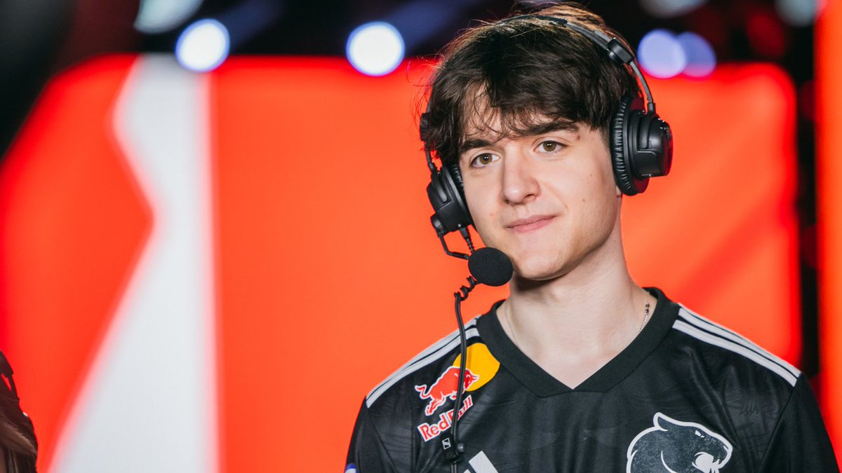 nandoshowww's tweet photo. 🇨🇦 POTENCIAL SELEÇÃO CANADENSE DE VALORANT PARA ENC

🇨🇦 TenZ (Streamer T1)
🇨🇦 koalanoob (FURIA)
🇨🇦 eeiu (FURIA)
🇨🇦 JonahP (Sentinels)
🇨🇦 mada (NRG)
🇨🇦 Reserva*
🇨🇦 Reserva*
🇨🇦 Stunner (Coach - ENVY)

*Não vazado até o momento

Via @AriVLRNT & @AkamaruVal