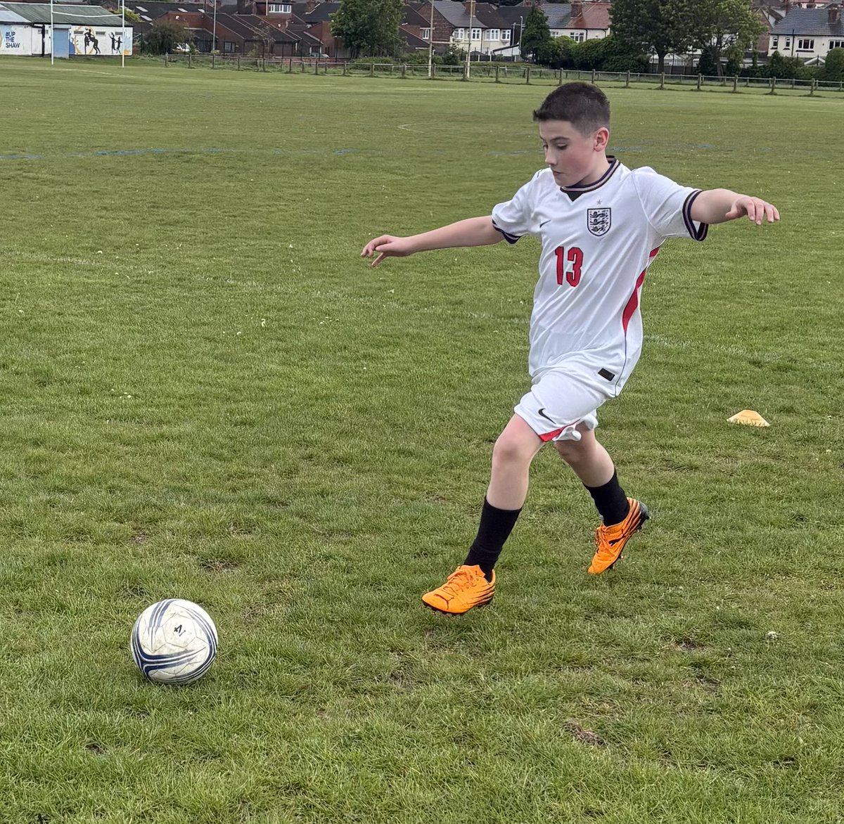 Blossom skills football coaching tweet media