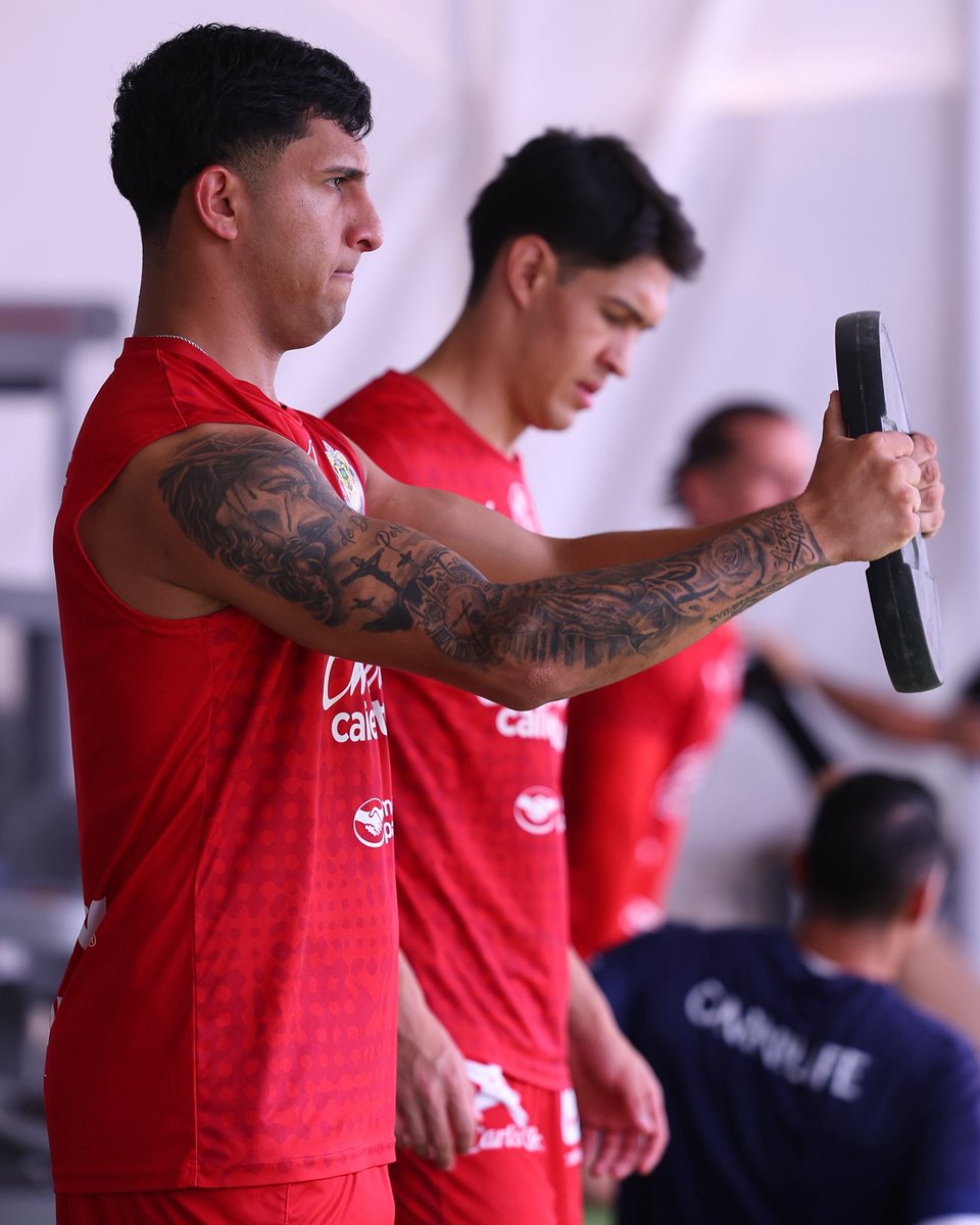 CHIVAS tweet media