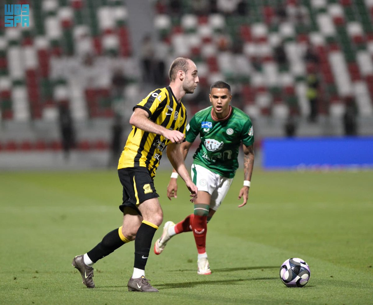 SPA_Spor's tweet photo. الشوط الأول من مواجهة الاتفاق والاتحاد، في الجولة الـ 33 من الدوري السعودي للمحترفين.
#واس https://t.co/ANwxxQ5u1p