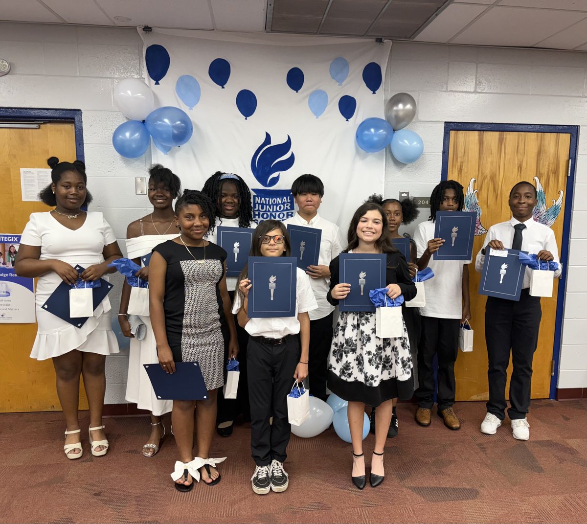 Young Middle Magnet School tweet media