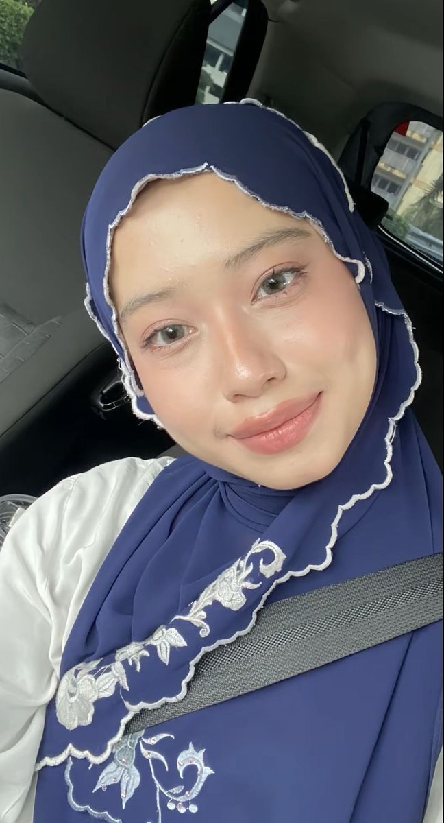 clipprandom_990's tweet photo. spill dong akun nya nih cewe https://t.co/Cz05nnwcJl