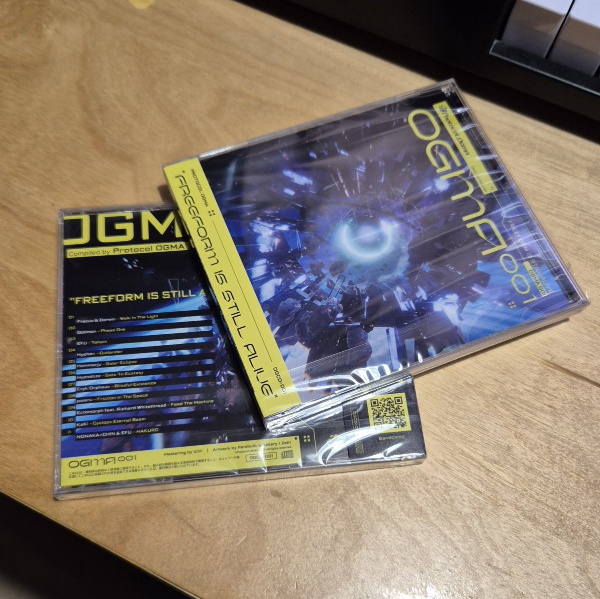 FracusAndDarwin's tweet photo. Yeah man, it's still a buzz having your music on a tangible release 😎🤘

Get this CD / download exclusively here on the new @ProtocolOGMA label... 

🔗 https://t.co/v0Ycc43ox2

#Freeform #Hardcore #HardDance #UKHardcore #CDRelease https://t.co/w8LTGRa1Vq