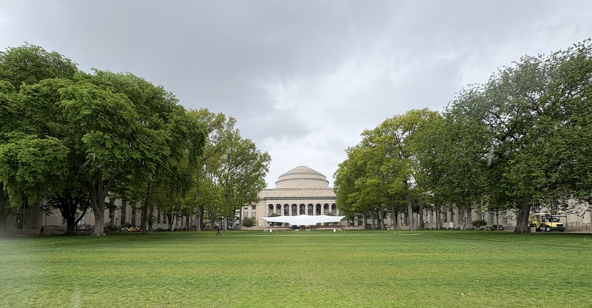 MIT Police tweet media
