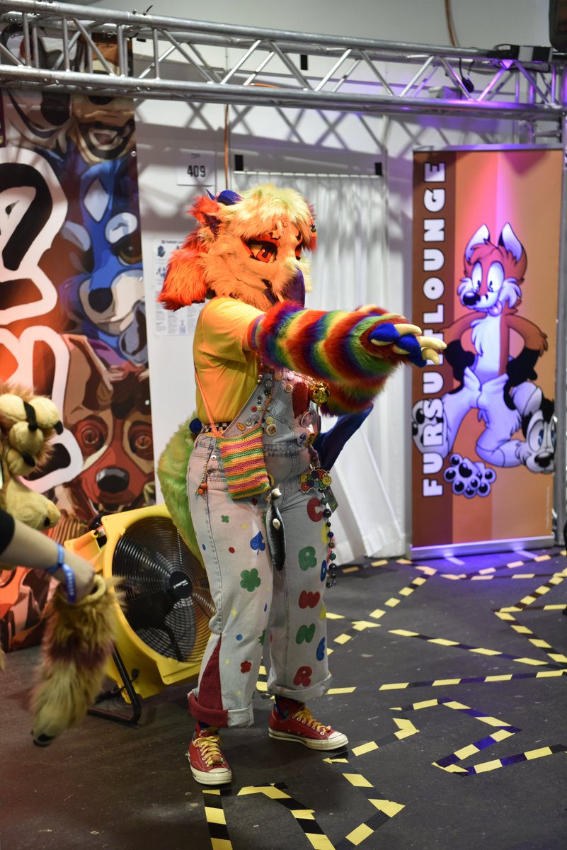 Kiba_Wolfy's tweet photo. Fantasy Basel Day 1:
#FABA #Fursuiter #FantasyBasel
#JediMasterKiba https://t.co/rfT12hSMvo