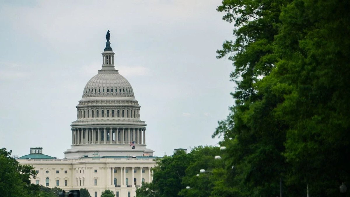 MarioNawfal's tweet photo. 🇺🇸 The Senate just unanimously voted to withhold their pay during shutdowns.

99-0. "Shared sacrifice," they called it. 

Starts after the midterms. Full back pay guaranteed the moment it ends. House not included. 

The workers they shut down for 73 days this year don't get back pay. They just got bills. 

99 people who make $174,000 a year voted to temporarily hold their own checks, after 2 record shutdowns, starting after the election. With a full refund waiting at the end.

"Shared sacrifice" is when you actually feel it.

Real accountability or the cleanest PR move of 2026?

Source: ABC News, NBC News, Washington Times