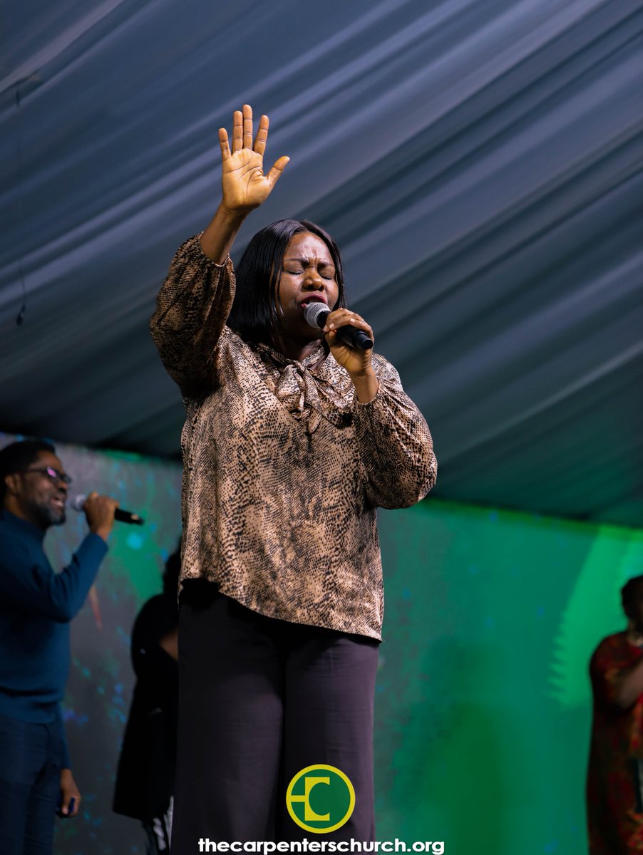 TCCPH's tweet photo. 🎶We lift our hands in the sanctuary
We lift our hands to give Him the glory
We lift our hands to give Him praise
We will praise Him for the rest of our days🎶

#Praise #TeachingService #OurYearOfTheFullnessOfGod #eChurch #ChurchWithoutBorders #TCCPH https://t.co/pFC79z3Po6