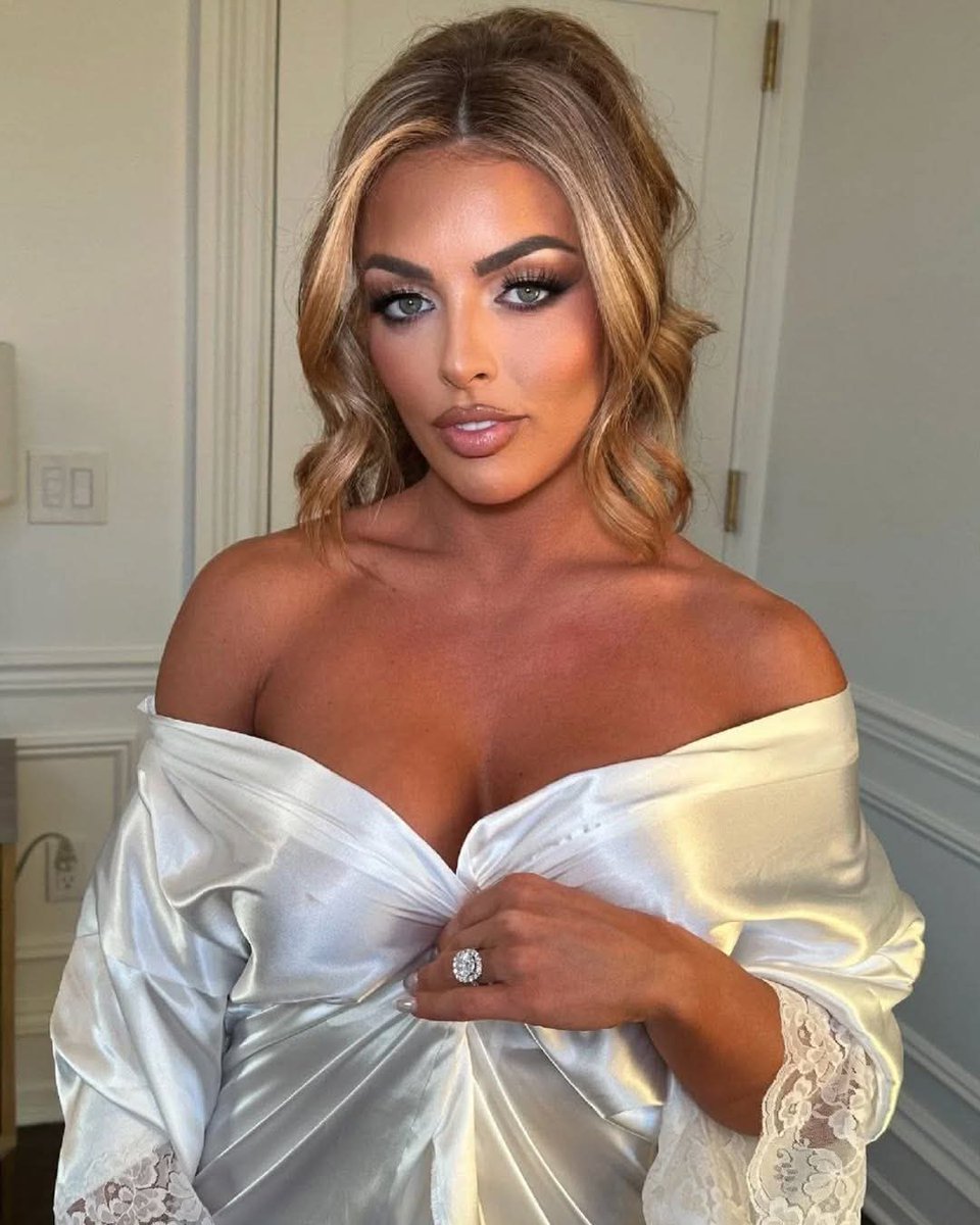 ( Toxic ) Mandy Sacs tweet media