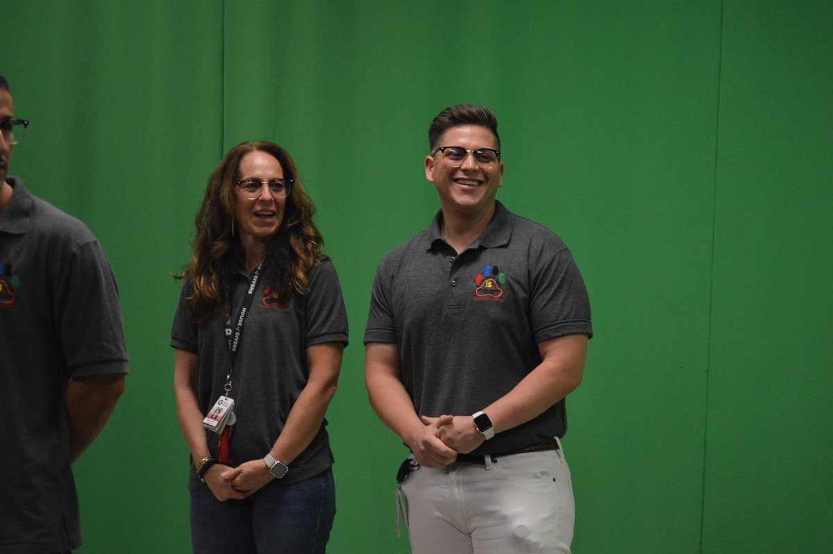 ProfLRod's tweet photo. The 5th Grade Team takes over the BES news broadcast! https://t.co/mNAho8tm5B
