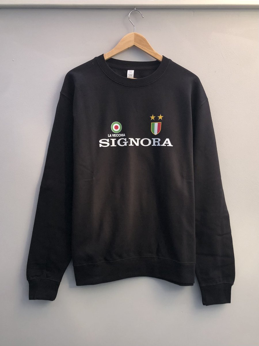 TheMagicSq's tweet photo. La Vecchia Signora '95 Sweatshirt.

Available online from https://t.co/d67RvPXGYt store.

#lavecchiasignora #juve #juventus #bianconeri https://t.co/IIGfuSJwOX