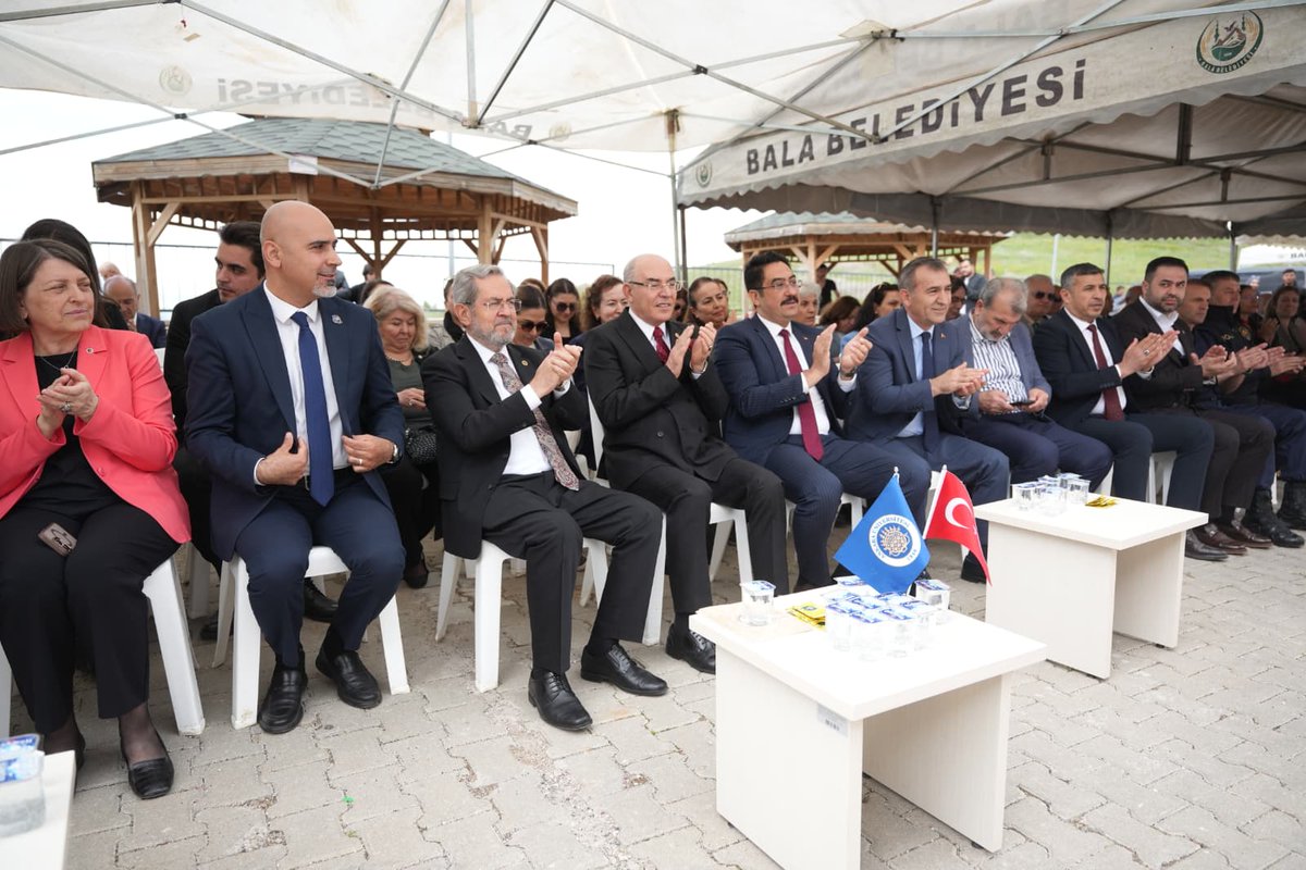 buranahmet11's tweet photo. 1⃣Ankara Üniversitesi Bala Meslek Yüksekokulumuzun 3. kuruluş yıldönümü etkinlikleri kapsamında Meslek Yüksekokulumuzda düzenlenen programa; Cumhur İttifakımız MHP Genel Başkan Yardımcımız hemşehrimiz Sn. @KarakayaMevlut , Ankara Üniversitesi Rektörümüz Sn. @necdetunuvar , + https://t.co/s9KtVYfKjb