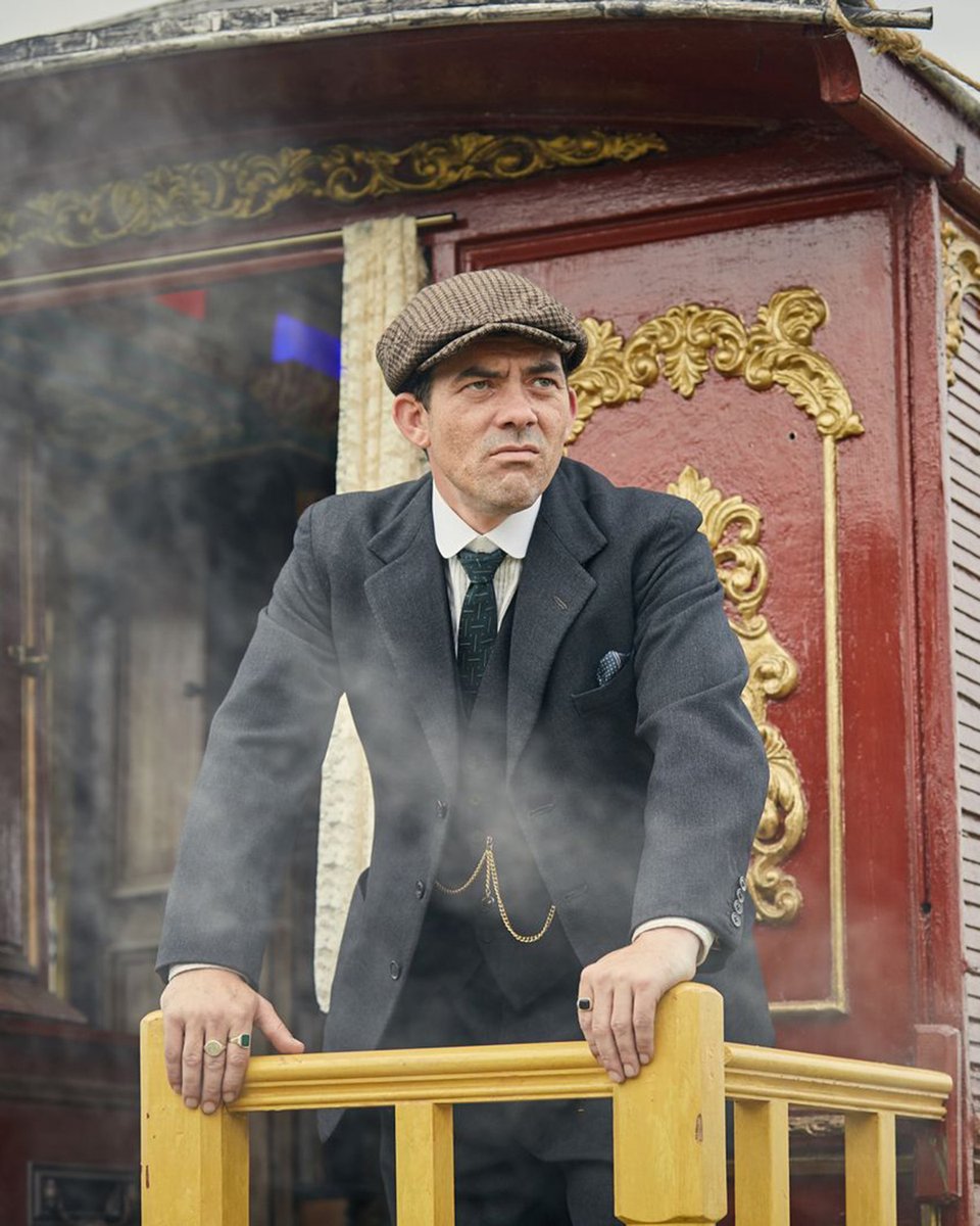 Peaky Blinders tweet media