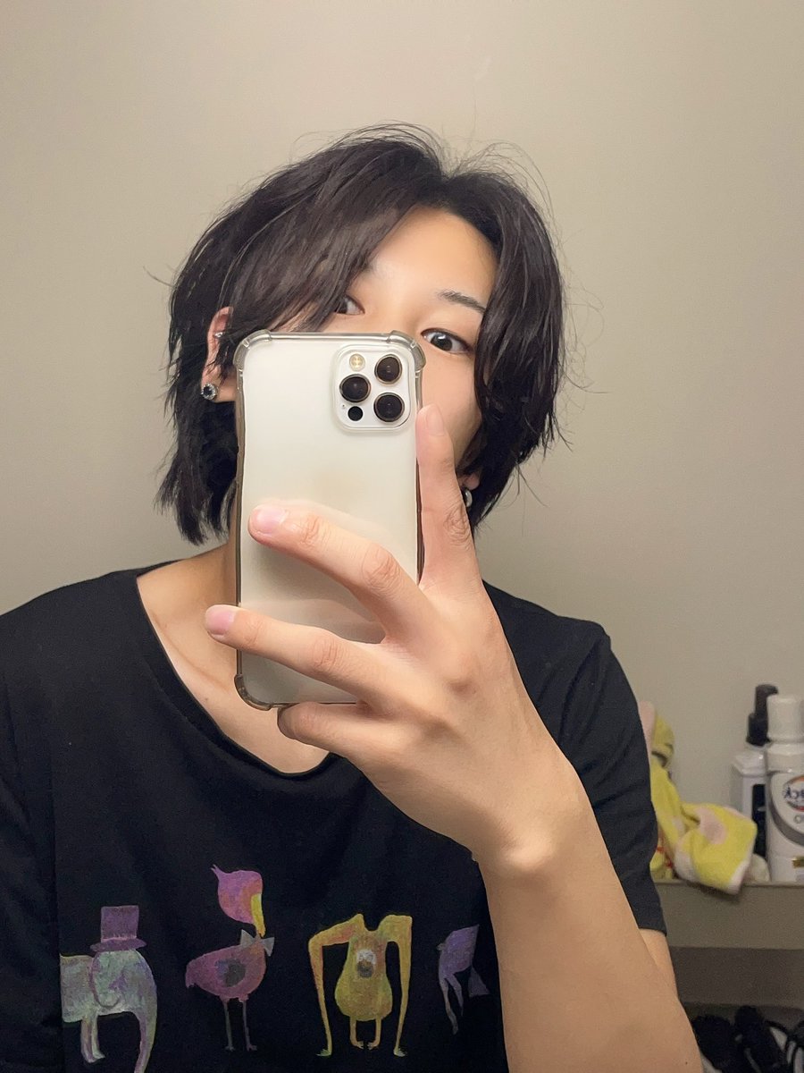 eotwd__'s tweet photo. 部屋着で1番お世話になってるのがTarkus Tシャツ
#SEKAINOOWAVRI 
#セカオワ https://t.co/KRtAEx6PFU