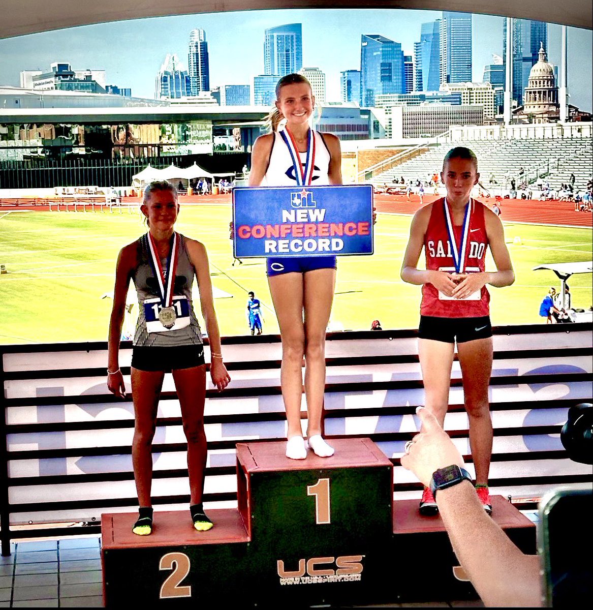 LadyEagleCC's tweet photo. CONGRATS to freshman Lady Eagle Presli Pool for winning the @uiltexas Texas 4A 3200 meter State Championship in a NEW MEET record time of 10:26.73!!!
PURPLE PRIDE NEVER DIES!!!
👊🏽💜 https://t.co/fTWtBjMIql