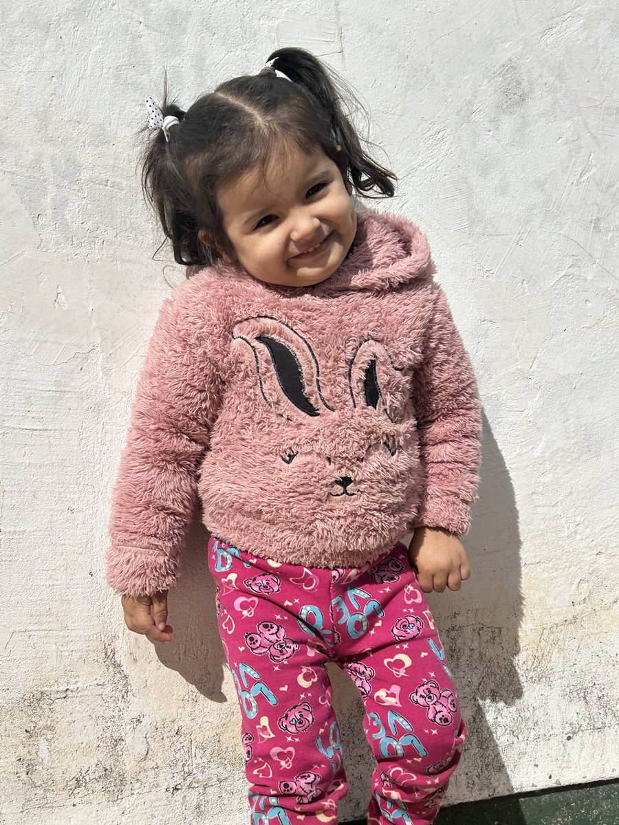 luusam__'s tweet photo. Así o más hermosa ? Mi hija 😍😍 https://t.co/dxLeMsoGbA