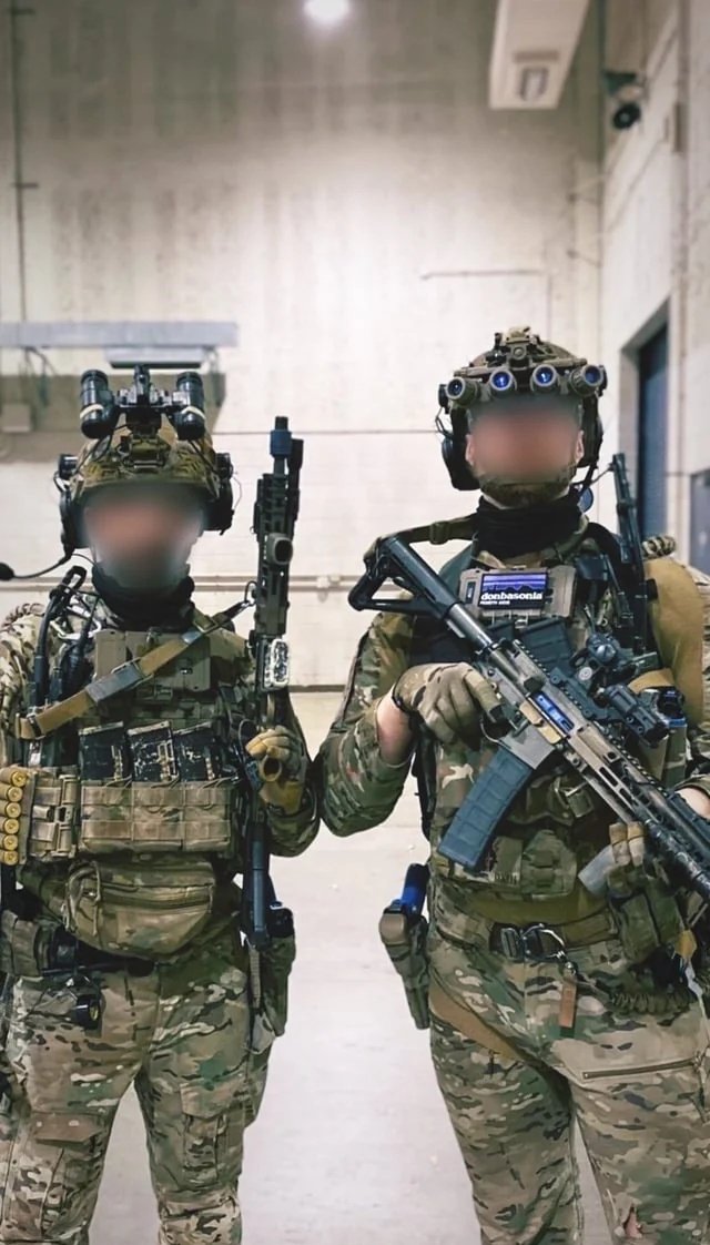 WarFlash_2630's tweet photo. 🇳🇱: Dutch Army SOF in CQB training https://t.co/r0VahGUkcL