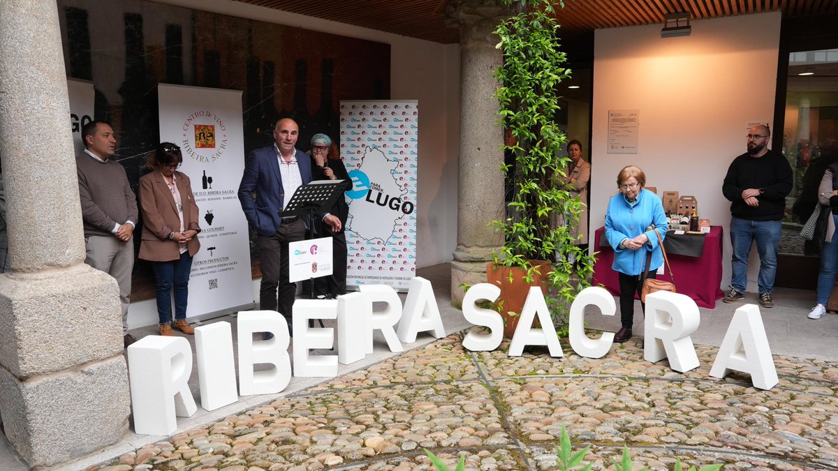 Deputación de Lugo tweet media