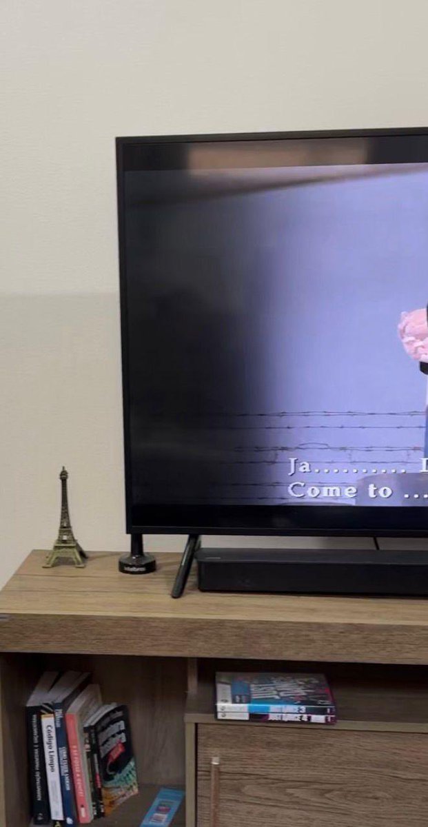 E_dooardo's tweet photo. Minha televisão foi assim para a assistência Up &amp; Help de Porto Alegre em 27/02/26 @SamsungBrasil + https://t.co/Owwb2uvesT