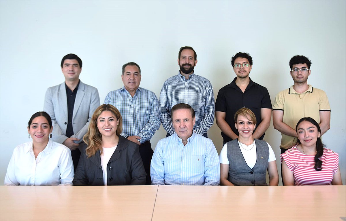 trcimplan's tweet photo. 🔸Se realizó la Primera Sesión de la Comisión de Proyectos 2026, donde se presentó el cierre de actividades 2025 y el programa de trabajo para este año.

Durante la sesión se destacó el impulso a proyectos estratégicos y acciones de vinculación internacional para Torreón. ✨🏙️
. https://t.co/Sl3ygCFQ1p