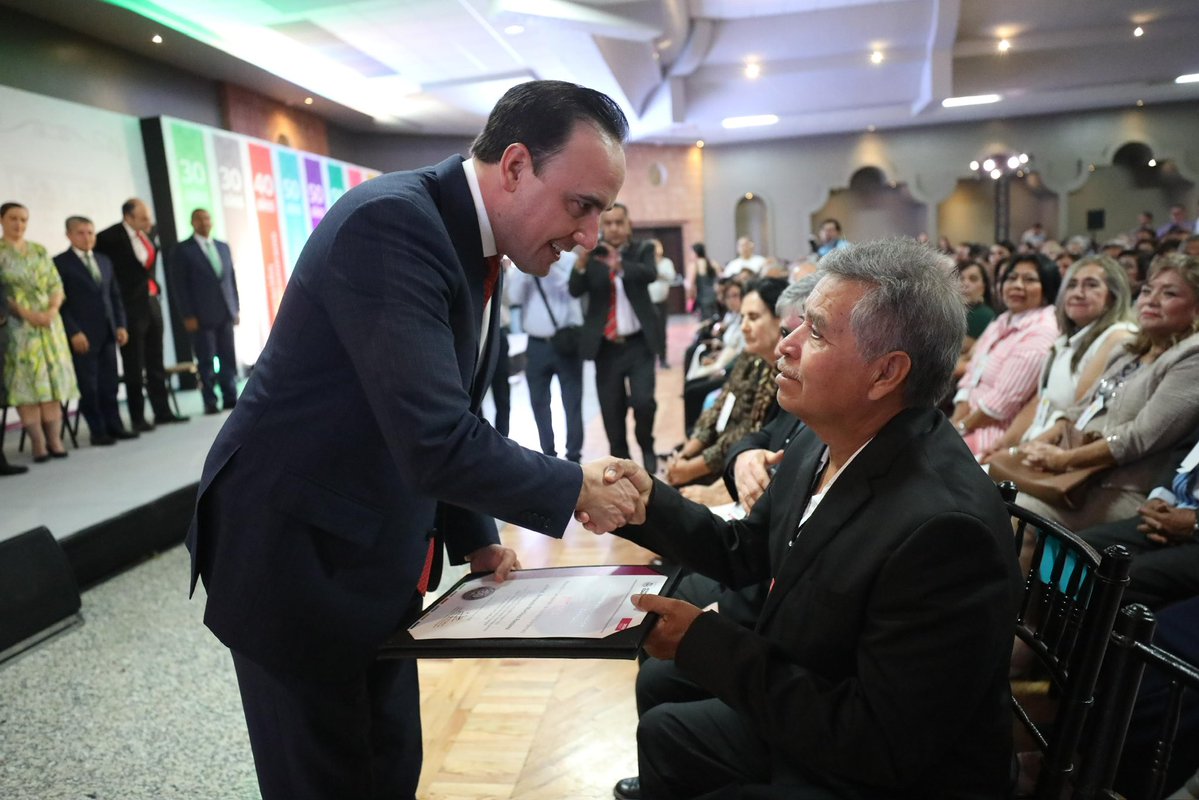 Manolo Jiménez Salinas tweet media