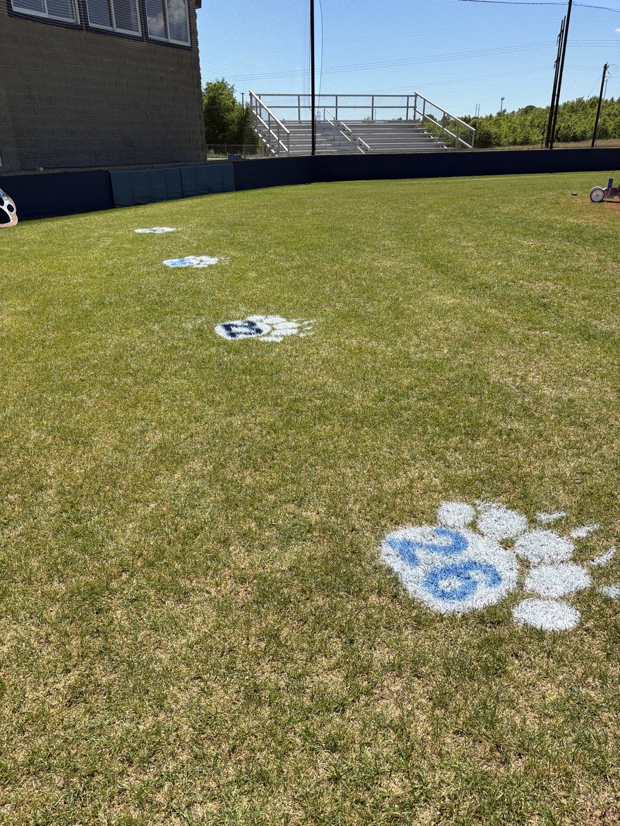 CoachEastridge's tweet photo. Senior Day 2026 @C_H_Baseball @benpy1es https://t.co/h3E8zeIm1C