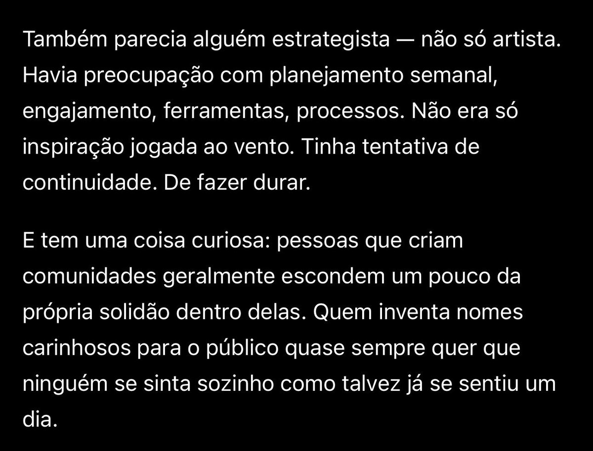 zehenrikky's tweet photo. em 2026 o @bisaopodcast fez seis anos de existência.
a gente para, volta. para e volta mais uma vez. mas em todos os retornos, a sensação é a de que sempre estamos criando novas conexões e isso é muito foda.

alguém faça @becky_Ardigans me obrigar a gravar e editar de novo https://t.co/ILaNqX4ggw