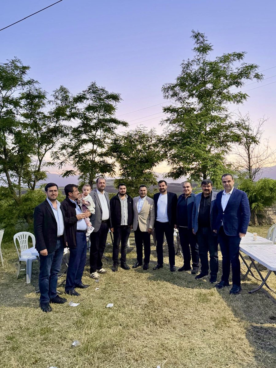 islahiyeto's tweet photo. İslahiye Ticaret Odası Yönetim Kurulu Başkanımız Selahattin TÜRKMEN, odamız üyelerinden Toprakoğulları Enerji Tarım ve Hayvancılık İthalat İhracat Sanayi ve şirket sahibi Mehmet Toprak’ı ziyaret etti.

Gerçekleşen ziyarette, Mehmet Toprak’ın kutsal topraklara gerçekleştireceği hac yolculuğu dolayısıyla hayırlı olsun temennilerinde bulunularak dualarla uğurlandı. Samimi bir ortamda gerçekleşen programda birlik, beraberlik ve kardeşlik mesajları verildi.

Yönetim Kurulu Başkanımız Selahattin TÜRKMEN, Mehmet Toprak’a hayırlı yolculuklar dileyerek hac ibadetinin kabul olmasını temenni etti.
@sturkmen27