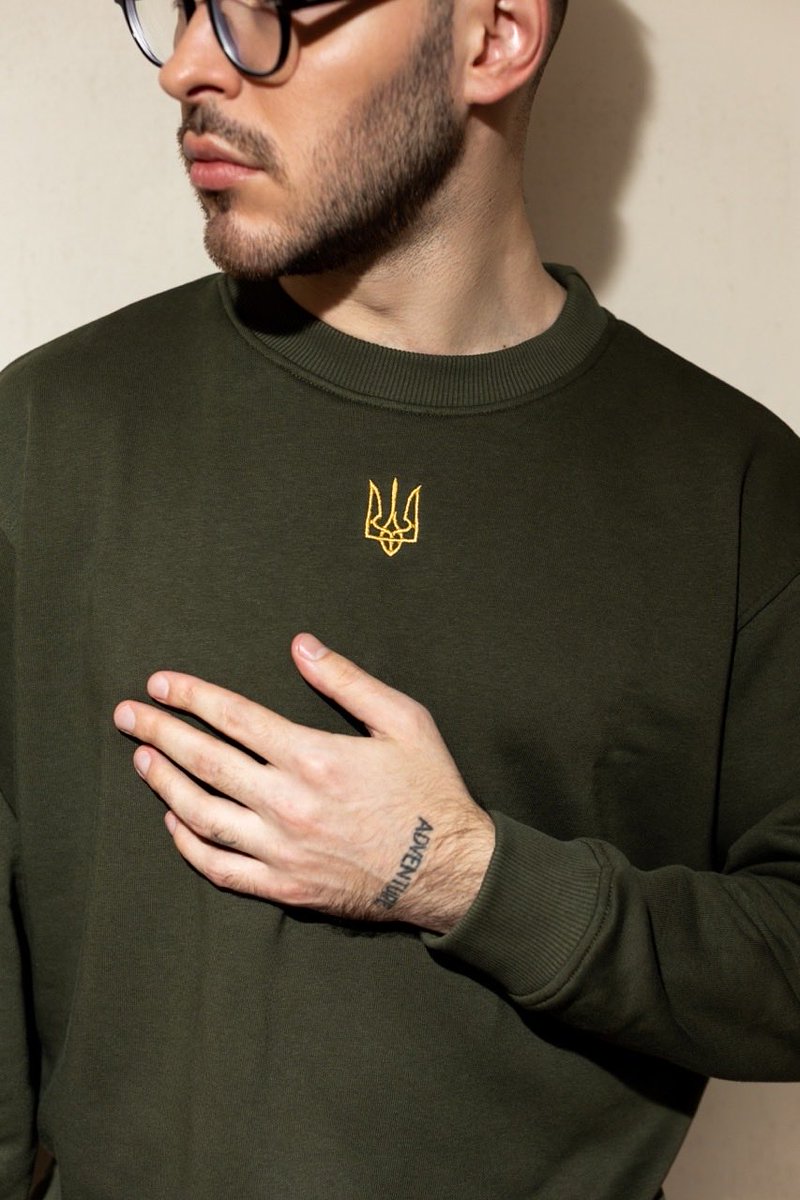 ua_shirt's tweet photo. 🇺🇦 Shop now &amp; support a Ukrainian small business through tough times!

Wear symbols of freedom
100% Made in Ukraine

Profits help Kyiv’s Main Military Hospital provide rehab equipment for wounded soldiers