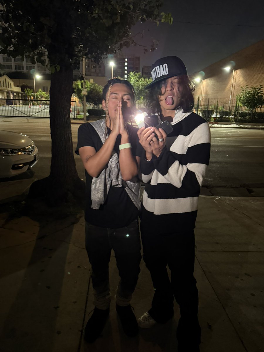 xo tweet media
