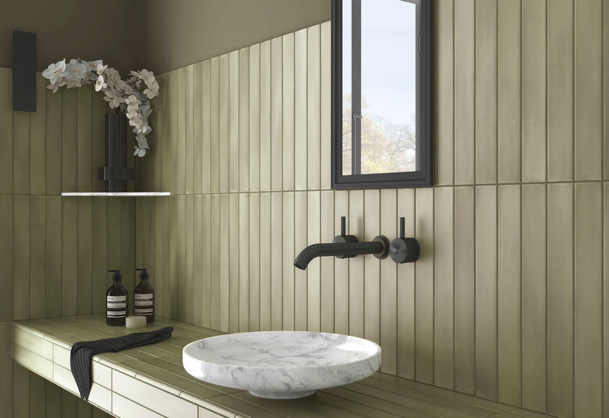 JulianTile's tweet photo. The presence of green is unmatched.

#green #tiledesign https://t.co/SePIPx7FWI