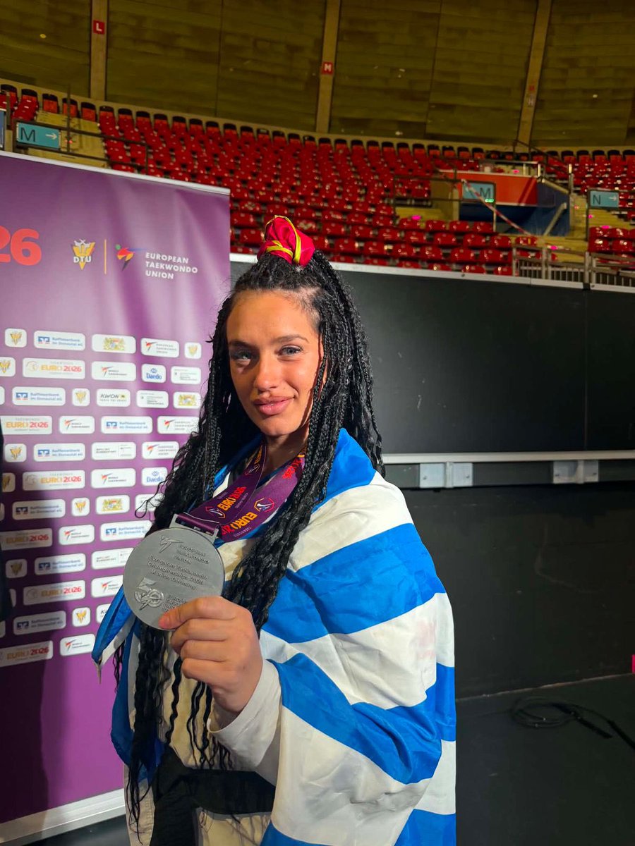 VroutsisGiannis's tweet photo. 🇬🇷 θριάμβων συνέχεια στο Ευρωπαϊκό Πρωτάθλημα Τάεκβοντο στο Μόναχο🥋
🥇η Παραολυμπιονίκης μας, Χριστίνα Γκέντζου (-65κ.)
🥈η Παραολυμπιονίκης μας, Ελένη Παπασταματοπούλου (+65κ.)
🥉ο Βασίλης Θολιώτης (-87κ.)
🥉o Άρης Ψαρρός (-54κ.)
👏Θερμά συγχαρητήρια σε όλες και όλους🇬🇷 https://t.co/RDoqFdqqCP
