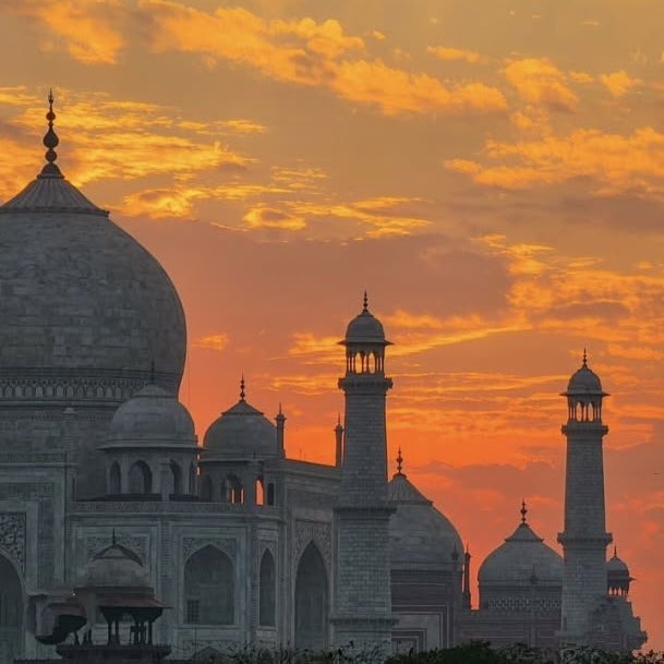 bollyeditsll's tweet photo. India, my dream country!!💫🥹🥹🤍🤍 https://t.co/ksTpAqs5fX