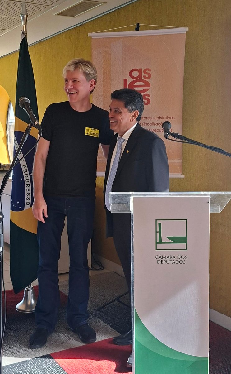 CEDESCAMARA's tweet photo. Na última terça (13), o CEDES e a Consultoria Legislativa da Câmara dos Deputados promoveram encontros e debates com o economista Björn Lomborg sobre políticas públicas baseadas em evidências, sustentabilidade, saúde e mudanças climáticas. https://t.co/bLXaMIjpJO